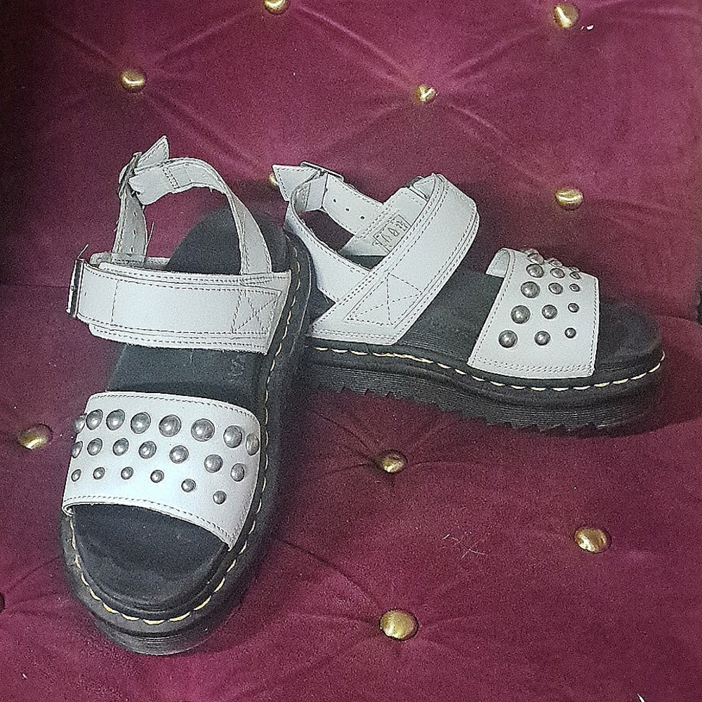Dr Martens NEW Voss Leather Studded Sandles size 5